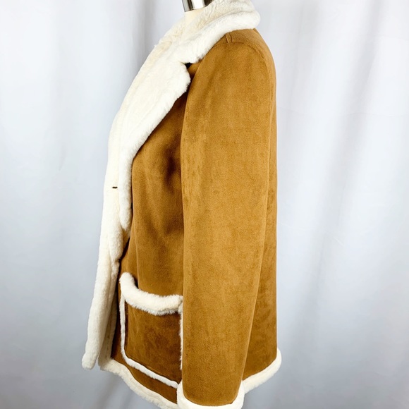 ❗️SOLD❗️ Forever 21 Suede & Faux Fur Jacket - Picture 3 of 8